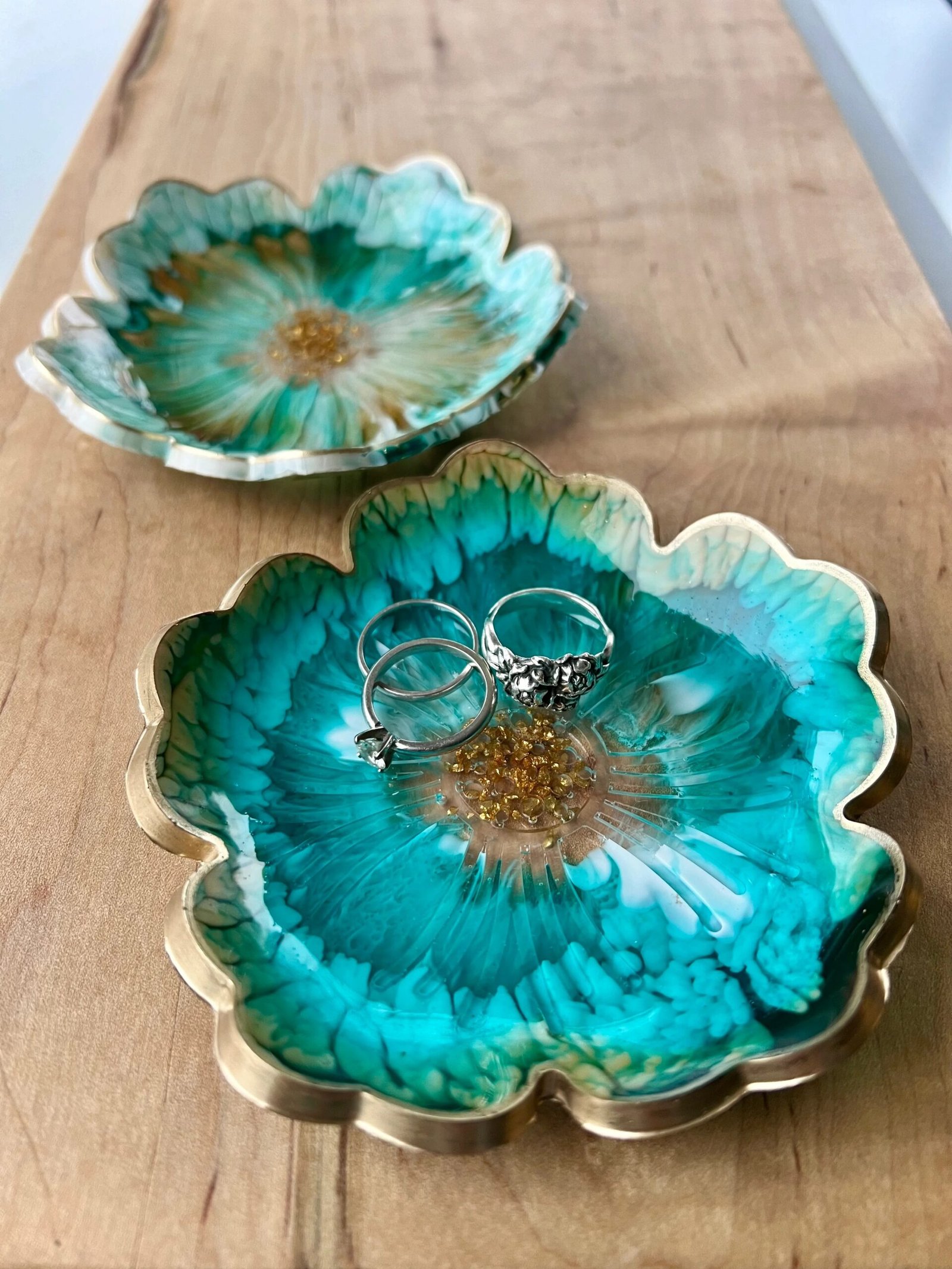 imgi_186_resin_trinket_dishes